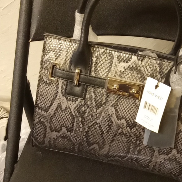 Handbag - Picture 3 of 8